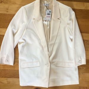 MGN (Mango) Flowy Suit Blazer